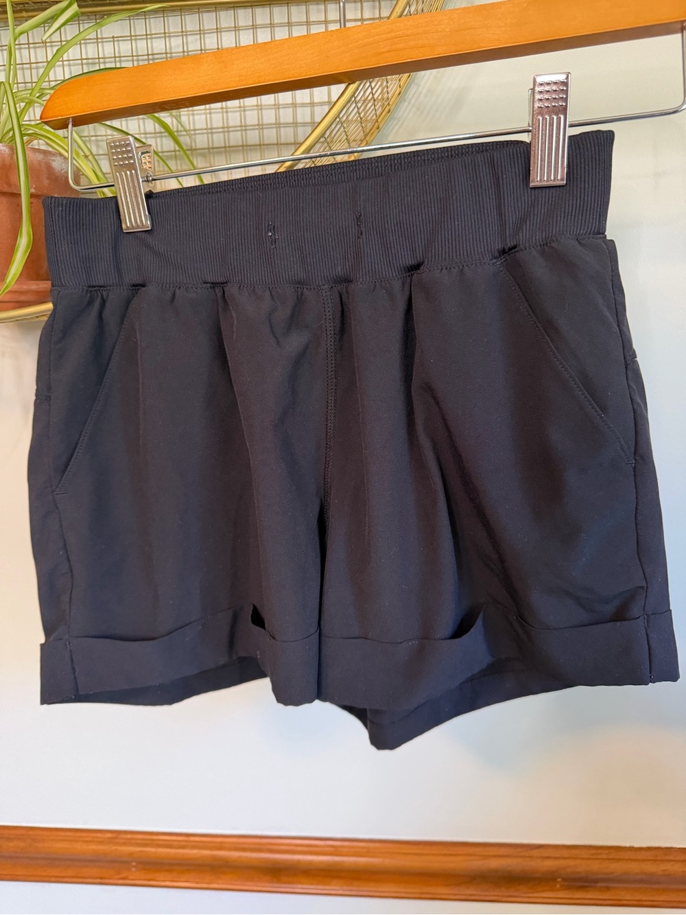 Zella Black High-Waist Pull-On Shorts with Cuffed Hem